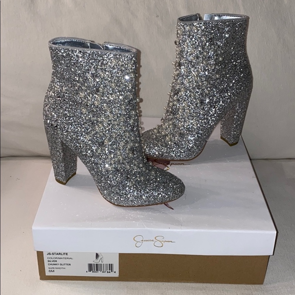 Jessica Simpson Starlite Silver Boots Size 6 LIKE NEW